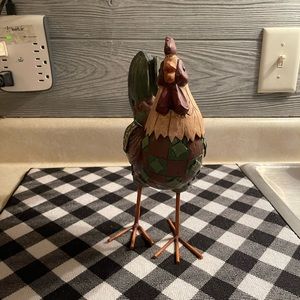 Tall kitchen rooster